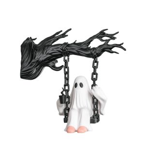 Hintázó szellem figura fekete faágon, Halloween fali dekoráció fehér háttéren